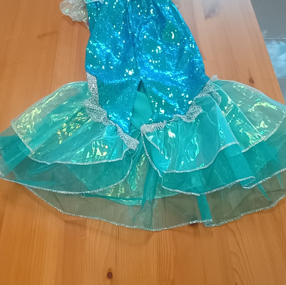 GILLIANS CLOSET Sparkling SEQUINS Green Blue Mermaid Costume for Kids Size 5-6 - Picture 6 of 16